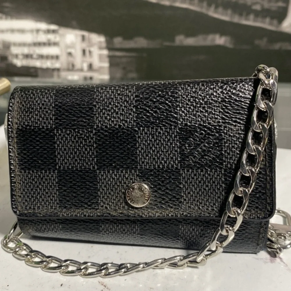 Authentic Louis Vuitton Black Damier Graphite Key Pouch